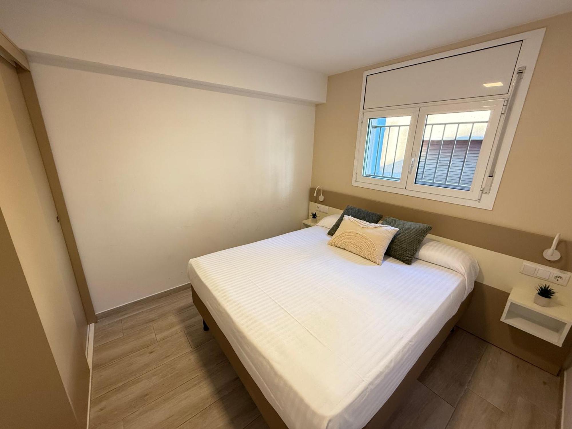 Agi Cosconilles Centro Apartment Roses Ngoại thất bức ảnh