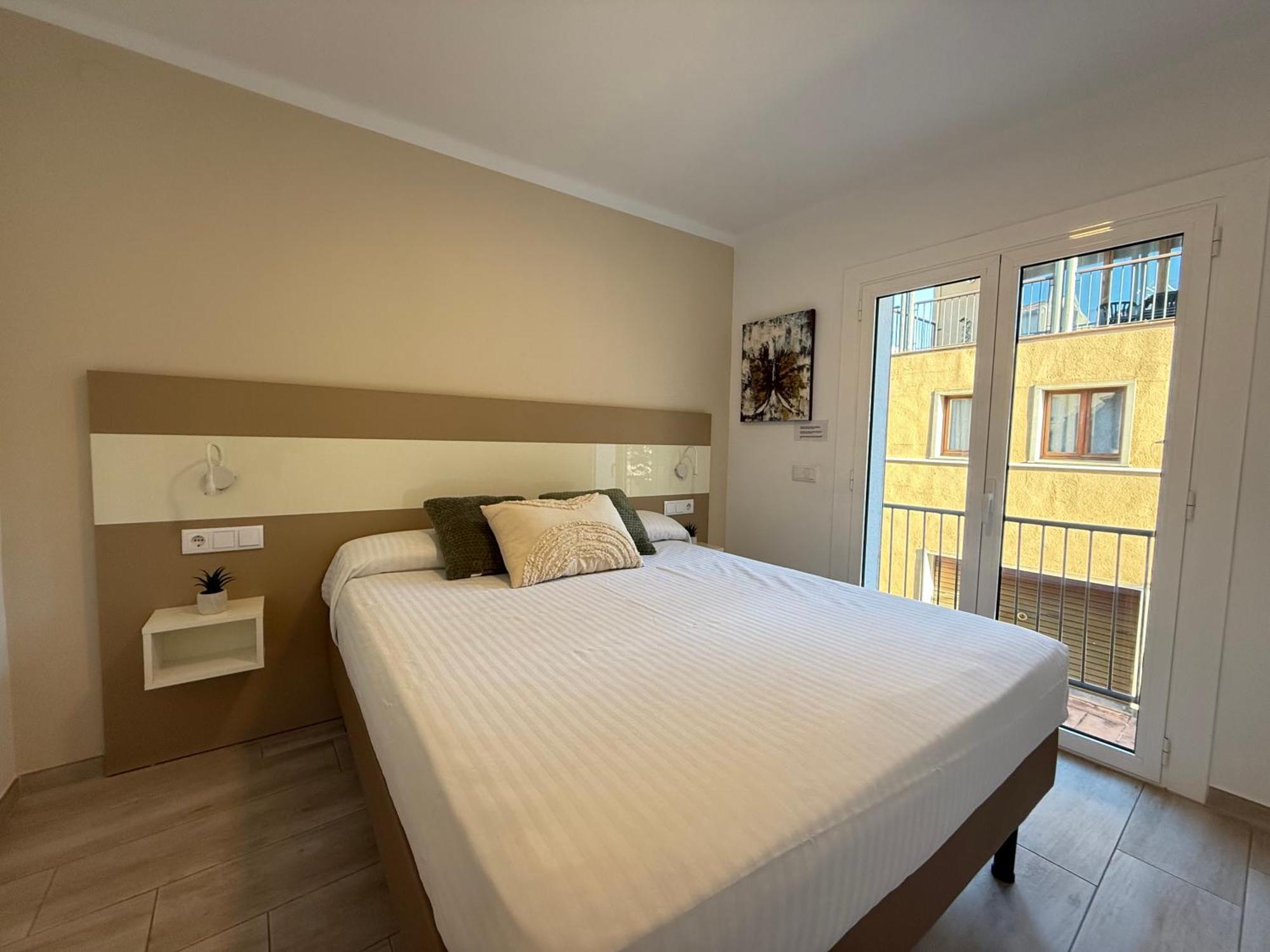 Agi Cosconilles Centro Apartment Roses Ngoại thất bức ảnh